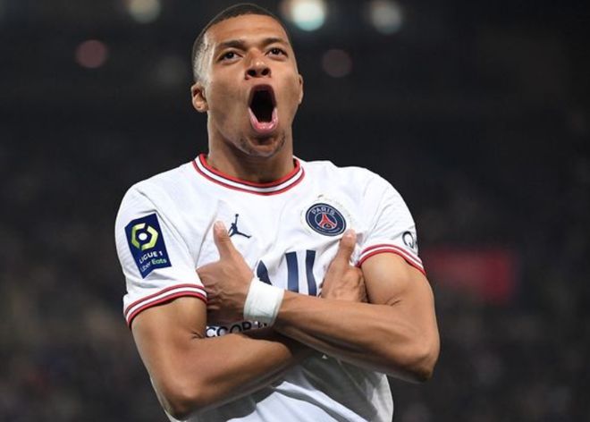 中国U17vs文莱U17：邝兆镭、万项首发，何思凡、金昱成出战