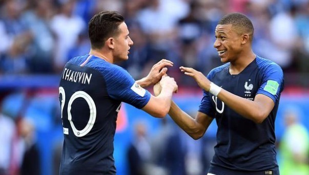 伯恩茅斯欲留塞梅约至赛季末，英超五强关注其解约条款